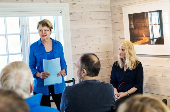 Artist talk with artist Signe Christine Urdal and Hanne Sundbø