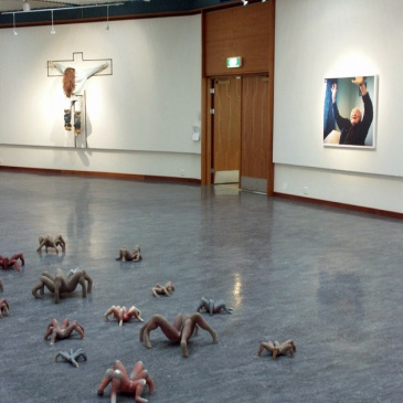 Vestland's Exhibition 2007, Signe Christine Urdal participates with her work "Alf", 2005 100 x 100 cm
